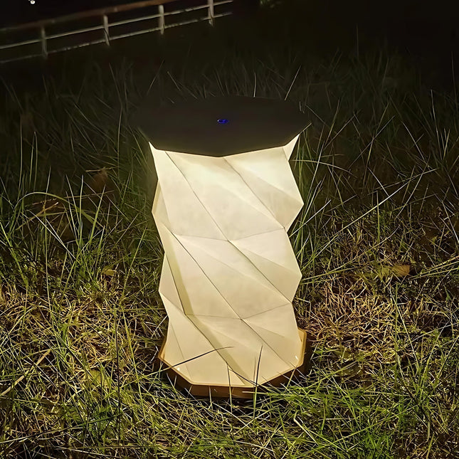 Vikbar LED-lampa med modern origami-design