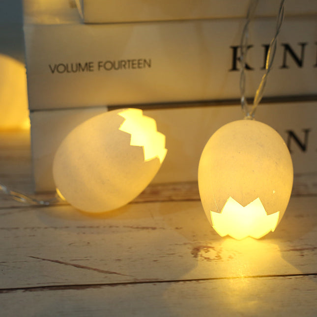 Ljusslinga med knäckta ägg LED