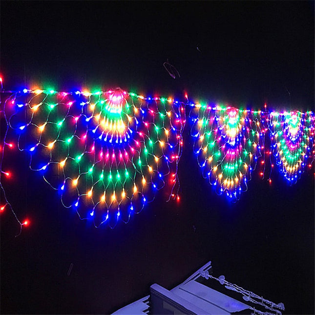 Ljusslinga nät med påfågel design