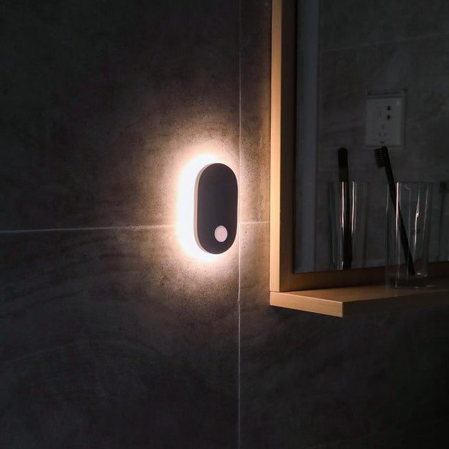Magnetisk LED-lampa med rörelsesensor