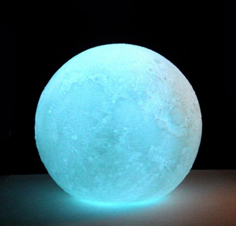 Mångfärgad LED månlampa med fjärrkontroll