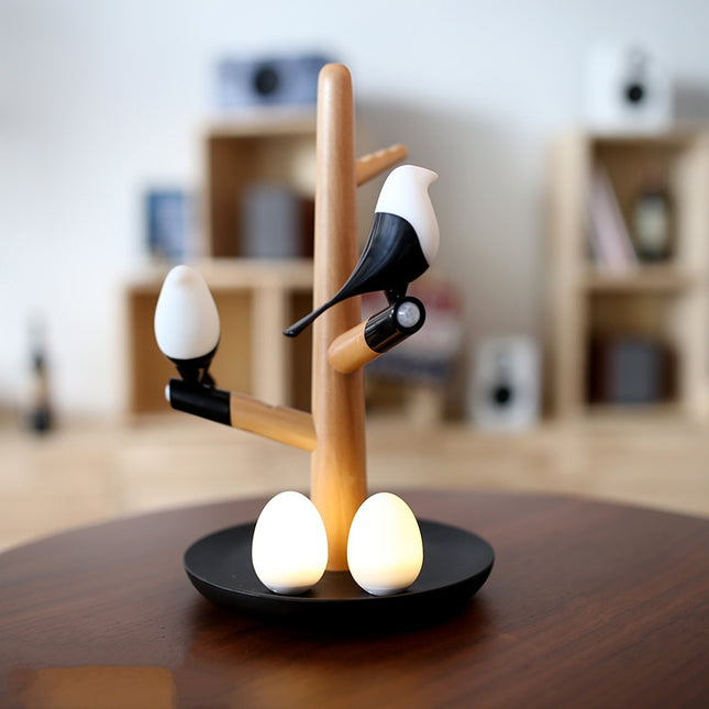 Bordslampa träd med lysande fåglar