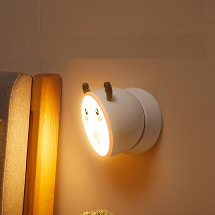 Vägglampa hjort med touch-funktion