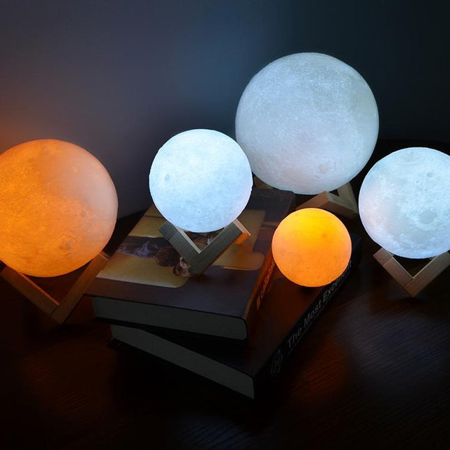 Månlampa LED nattlampa med trästativ