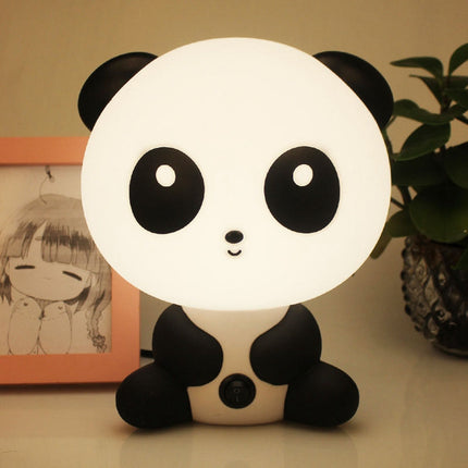 Liten panda nattlampa för sängbord