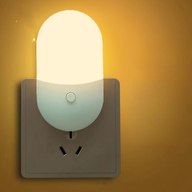 Tvåfärgad LED nattlampa för vägguttag