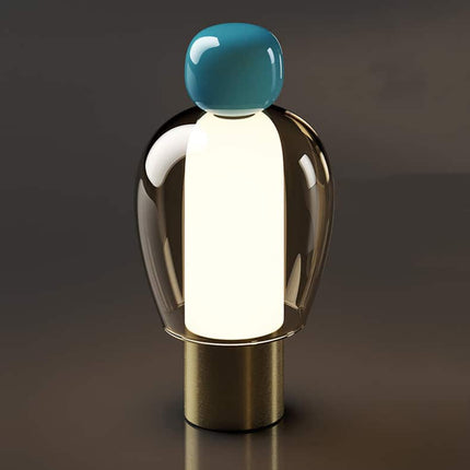 Uppladdningsbar sänglampa i nordisk design