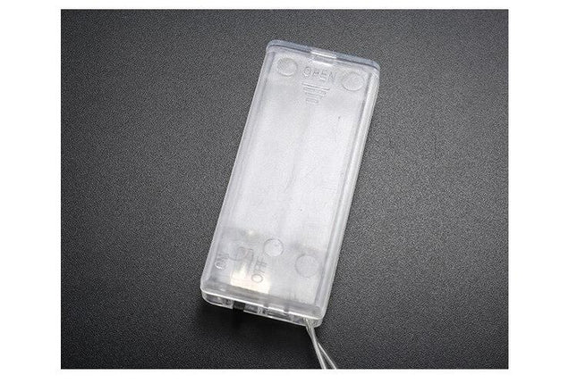 Vit ljusslinga med leende stjärnor