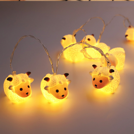 Ljusslinga med små får för barnrum