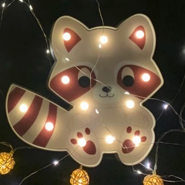 Tvättbjörn vägglampa med LED för barnrum