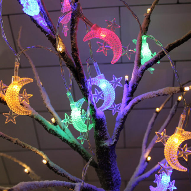 Ljusslinga med månar och stjärnor